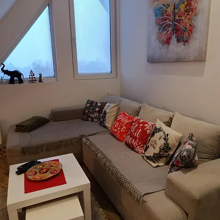 Senka 2 * Divcibare